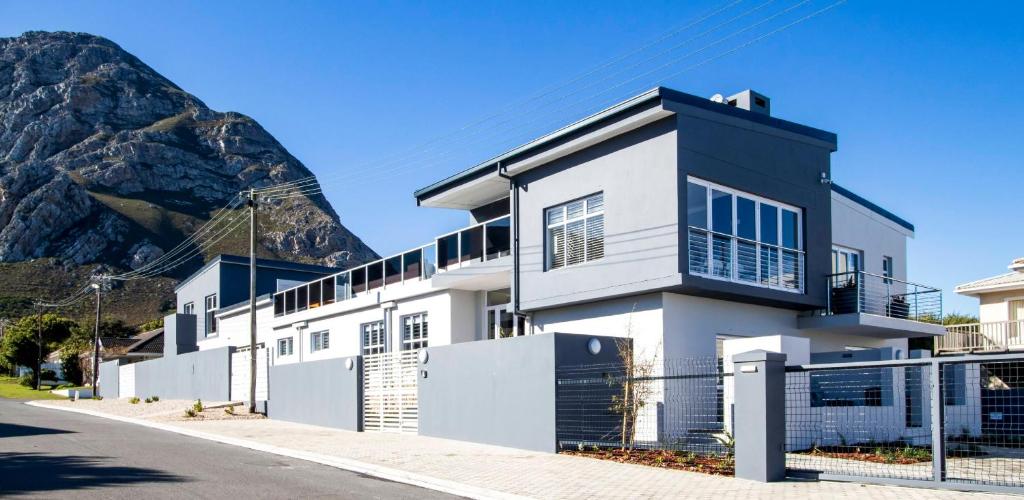 Whalecoast Ocean Villa — coastal hospitality